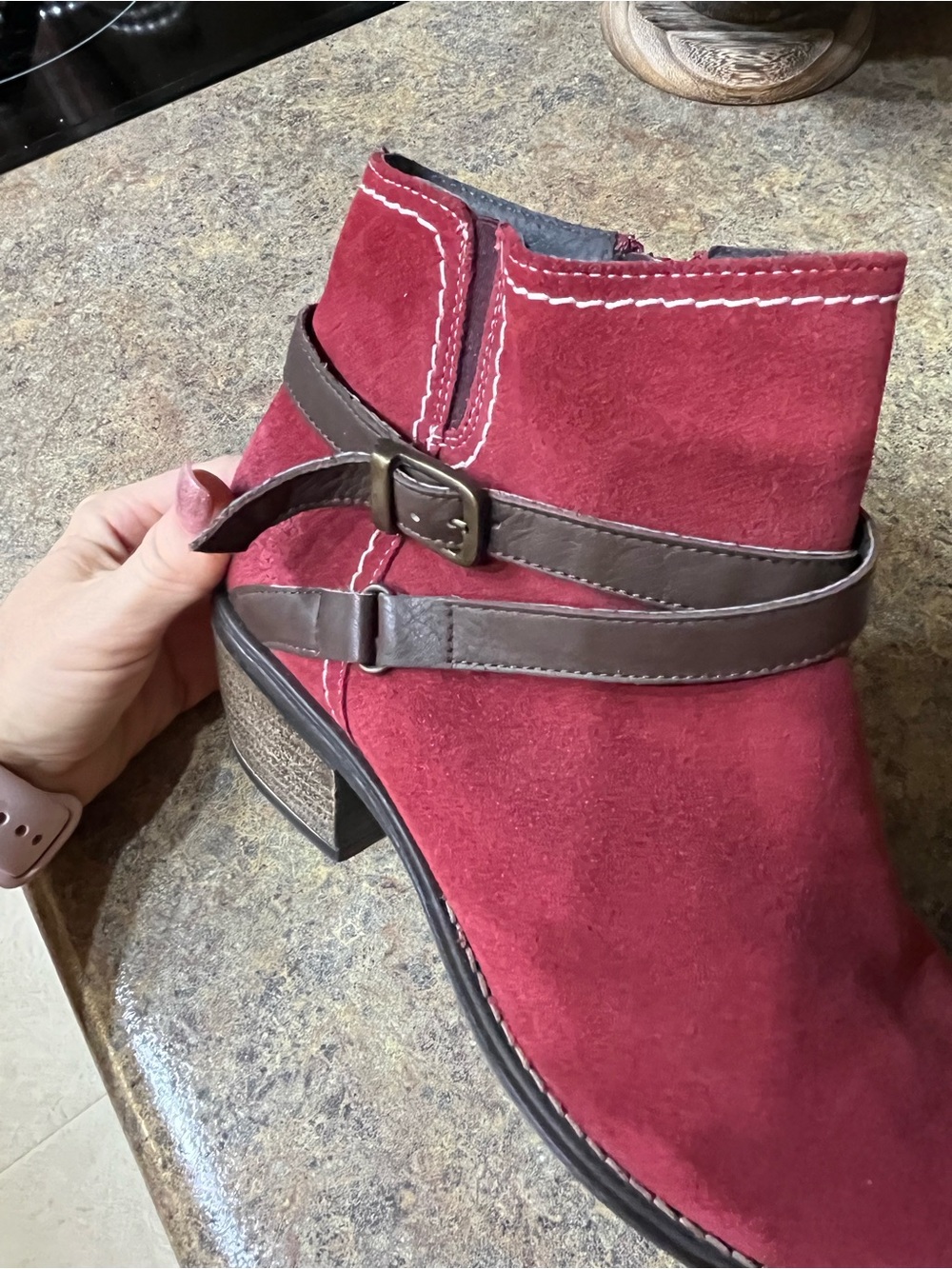 Børn Grenville Women’s Burgundy Suede Ankle Boots Size 11 Strappy Buckle Western - Picture 4 of 10